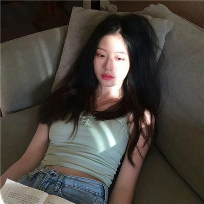 蛮舟艳影